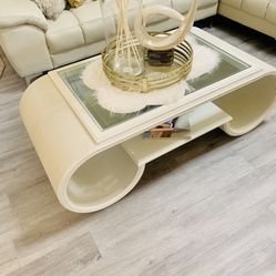 Unique Dining Table 💚