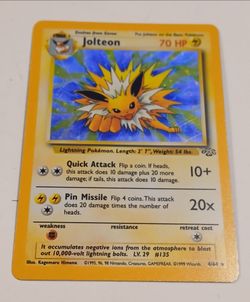 VINTAGE POKEMON CARDS