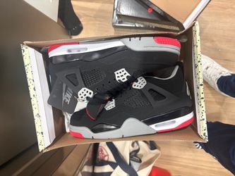 Nike air Jordan bred 4