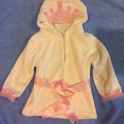 Bath towel crown size 1-2 years new