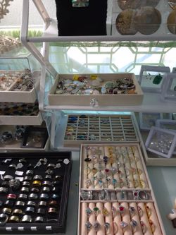Lots of rings, necklaces, bracelets and earrings genuine stones  stainless steel and silver gold