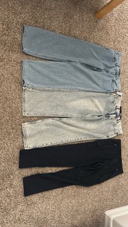 Boys jeans & sweats (3)
