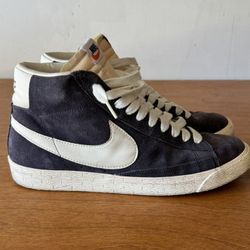 Nike Blazer Size 11