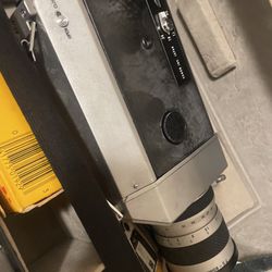Canon Auto Zoom 814 Super 8 camera