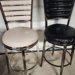 Used But In Good Condition Bar Stools