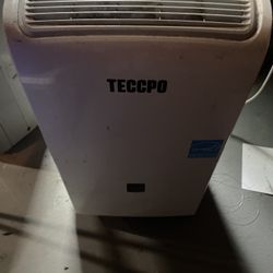 Dehumidifier 