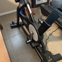 Nordic track S 22 I studio bike Like New