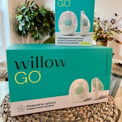 Willow Go Wearable Breast Pump + 5 oz and 7 oz Containers + Bag