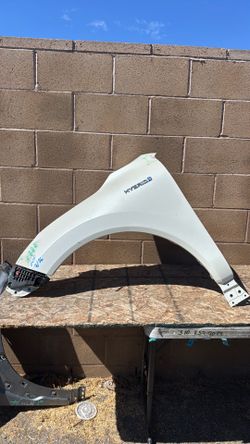 2021 2022 2023 2024 TOYOTA VENZA LEFT SIDE FENDER OEM used