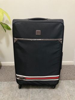 Sleek Rolling Suitcase, Lightweight, Smooth Wheels. DISCOUNTED PRICE FOR TODAY