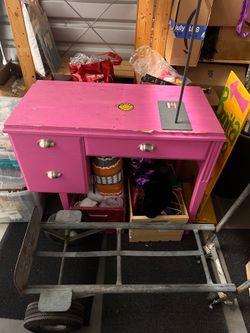Sewing machine table
