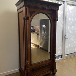ARMOIRE STUNNER - FRENCH.       DEALERS!!!!  WHOLESALE PRICED