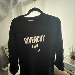 Givenchy sweater