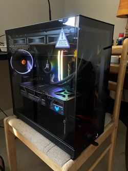 High-End Gaming PC – i9-14900K / RTX 5070 Ti 16GB / 32GB DDR5 / 2TB SSD