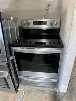 30”WHIRLPOOL ELECTRIC STOVE