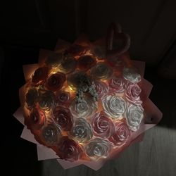 30 Count Eternal Roses