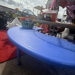 Kids Table Media Luna $25