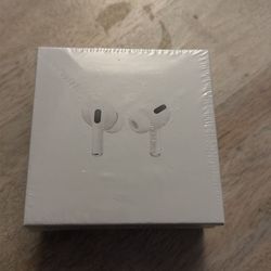 AirPods Pro 1st Generation with MagSafe charging case