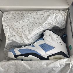 DS Jordan 6 University Blue size 8
