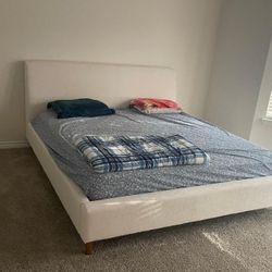King Size Bed With Mattress 