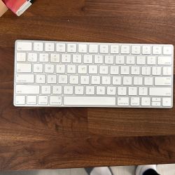 Apple Magic Keyboard