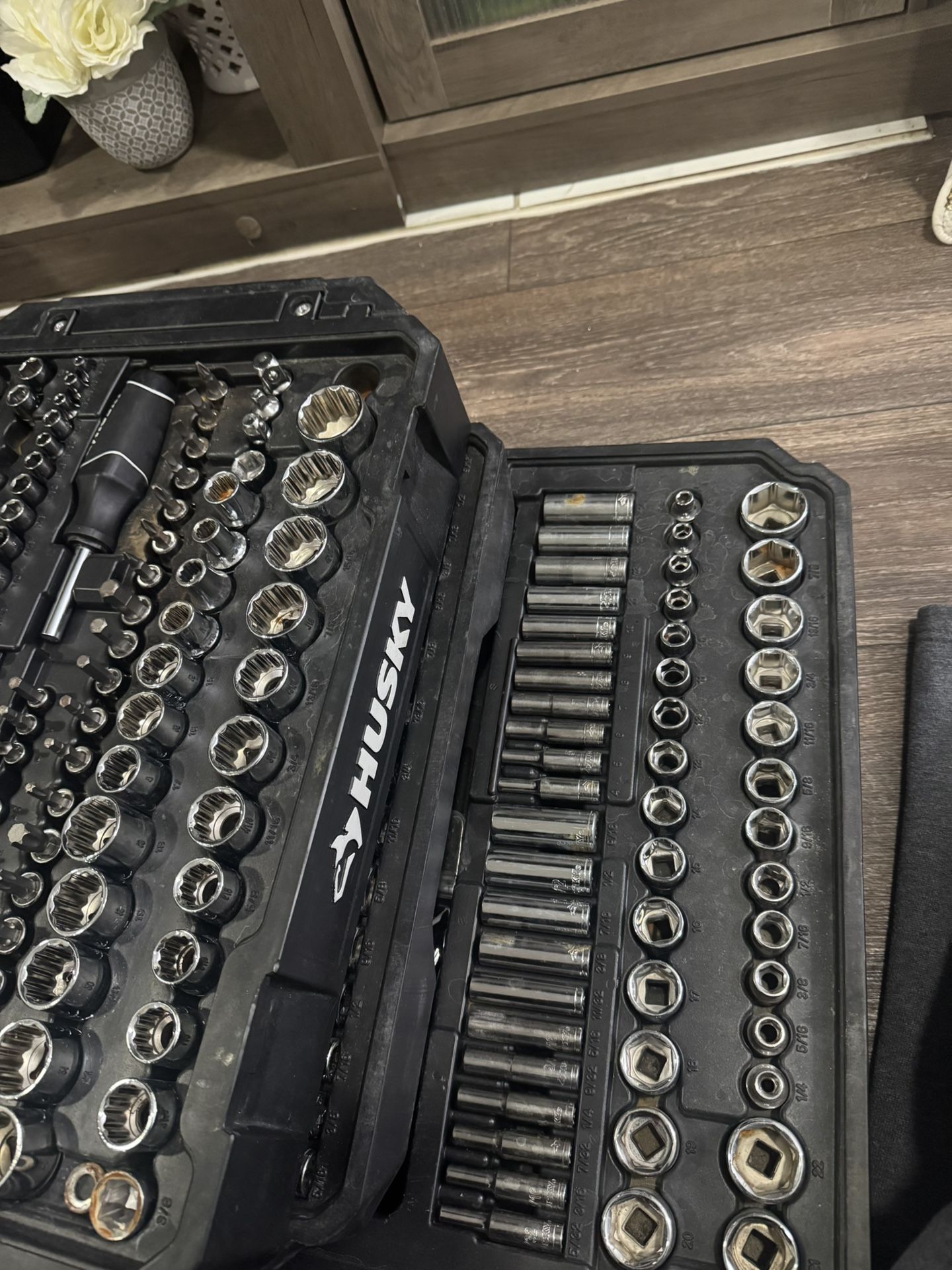 Husky 290 Piece Set