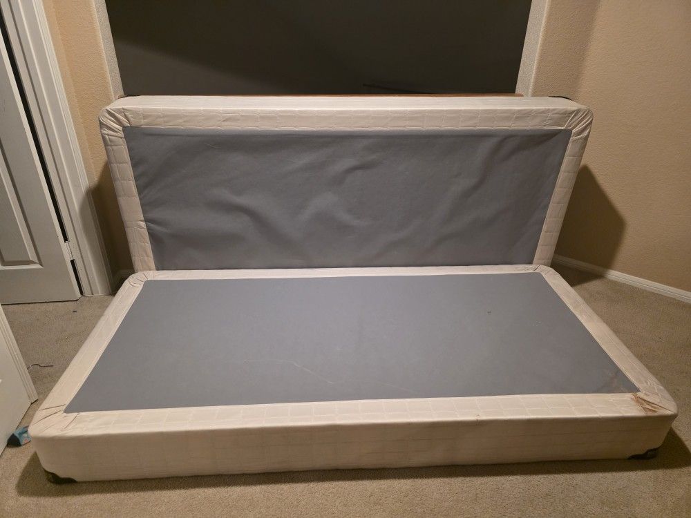 FREE TWIN BOX SPRINGS