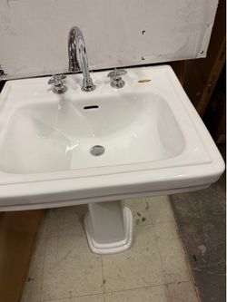 Toto pedestal bathroom sink