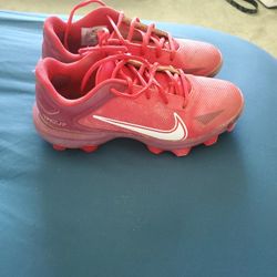 Boys Nike Cleats Size 4