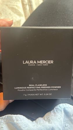 Laura Mercier