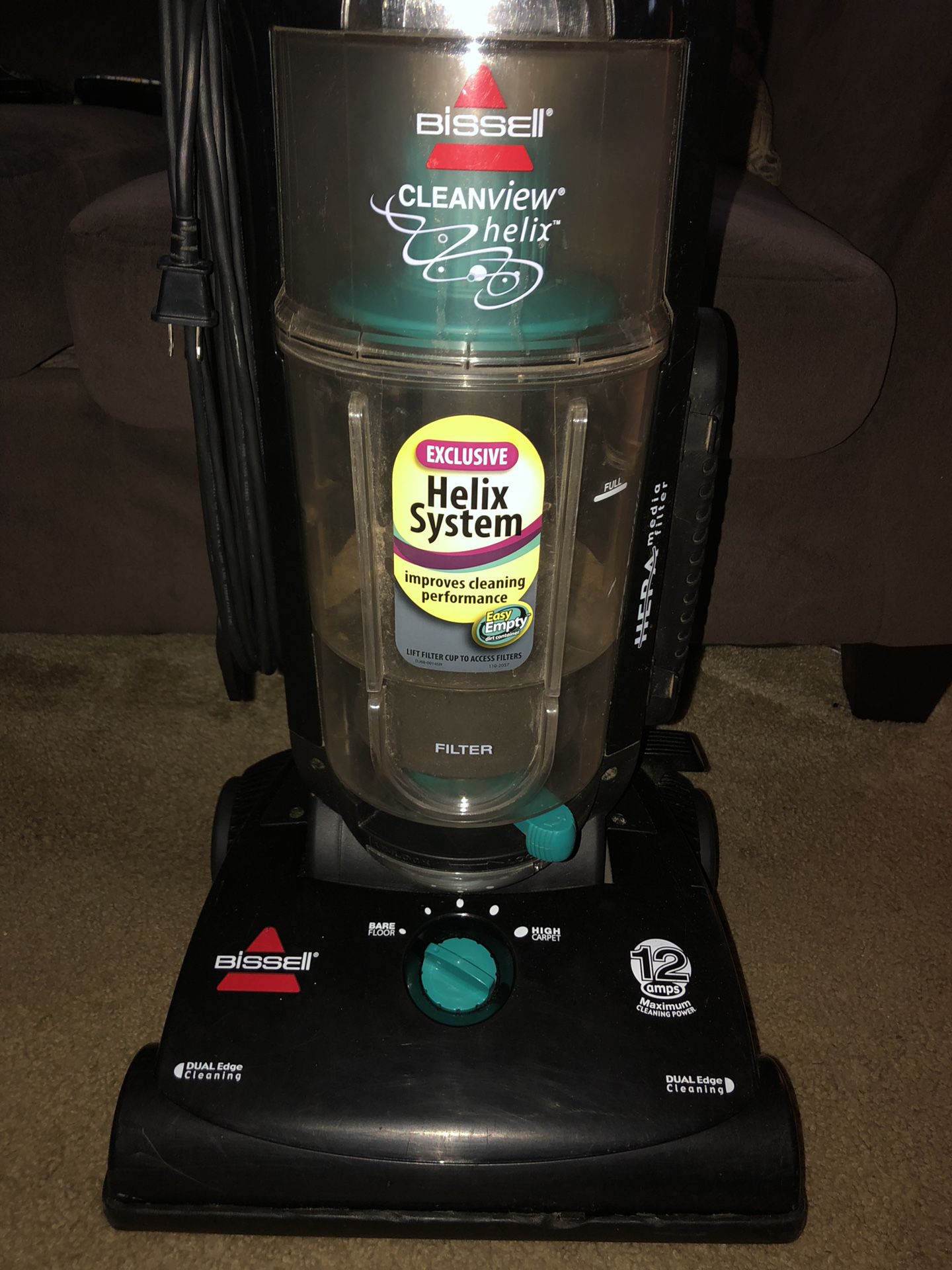 Bissell Helix system super suction vacuum