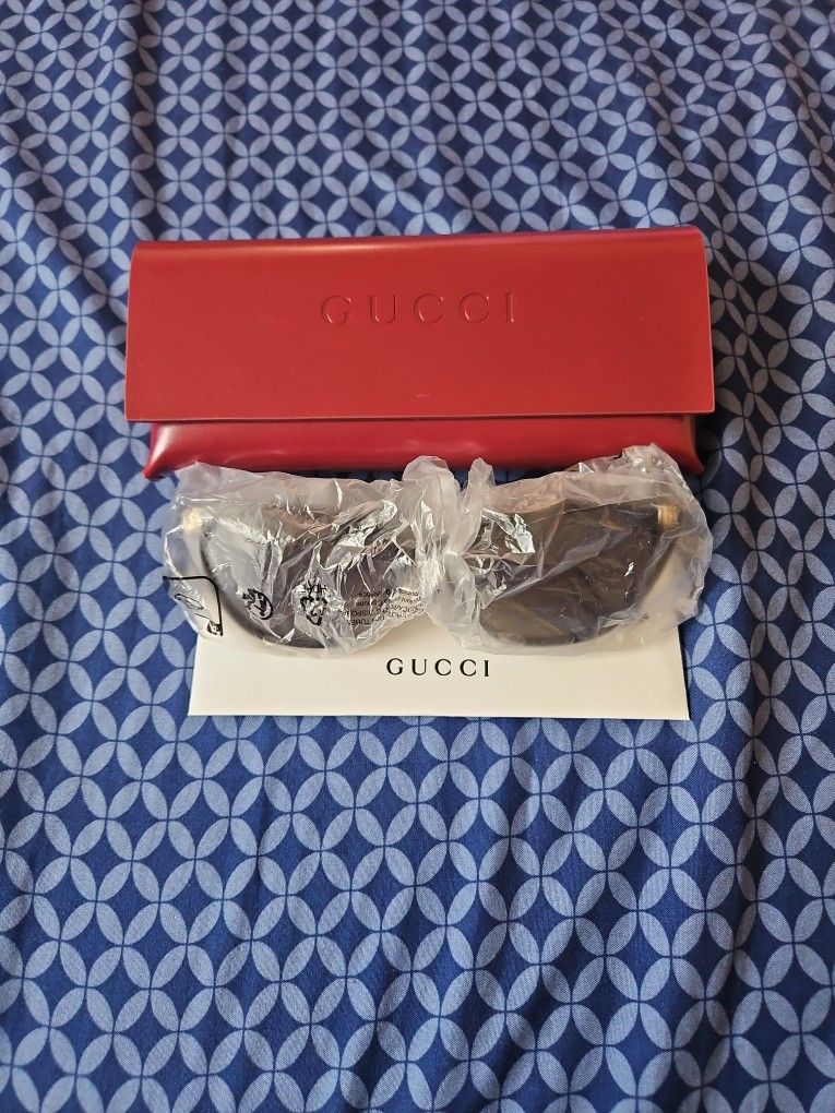 Gucci Glasses GG1815S