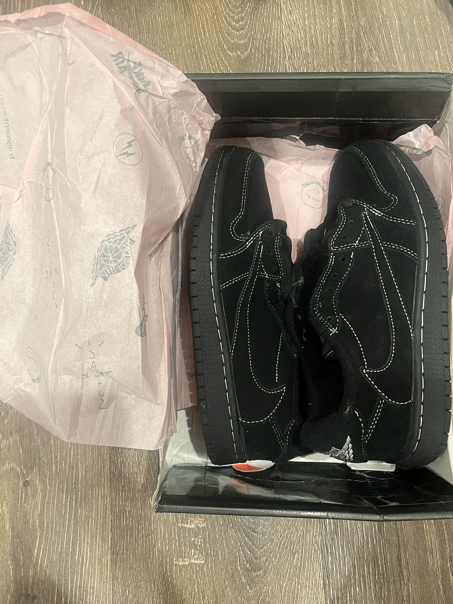 B grade travis scott black phantoms (check description)