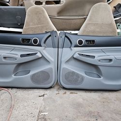 Grey  doorpanel 2007 tacoma part