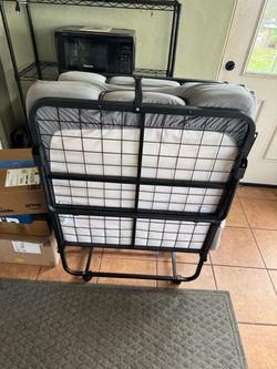 Folding Rollaway Bed with Mattress 75 x 31