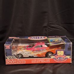 NHRA Nitro Fish Drag Car Diecast + Real Piranha Display