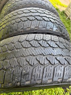 Tires 275/55/20 Firestone