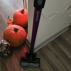 Bissell CleanView XR 200W Lightweight Cordless Vacuum