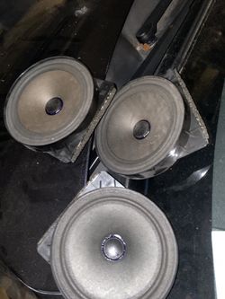 2004 crv speakers