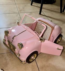 Pink retro convertible