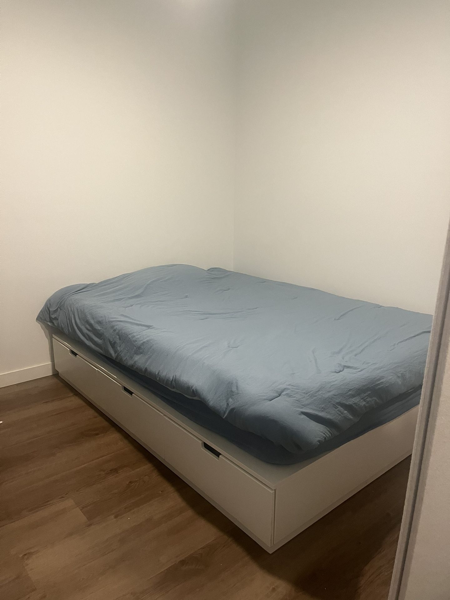 Full Size Bed Frame For Free