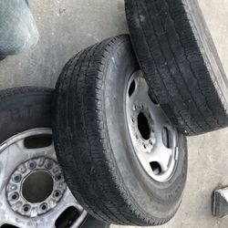 Chevrolet Silverado 2500hd 2012 Wheels 8-lugs Used