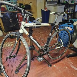 Raleigh Aromic 13 Road Bike 