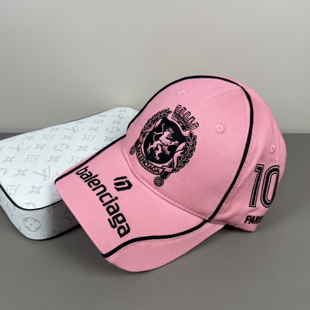 Balenciaga Classic Baseball Cap
