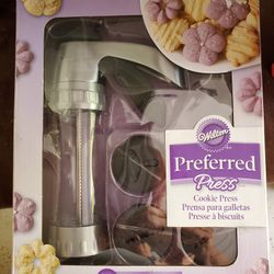 New WIlton Preferred Plus Cookie Press