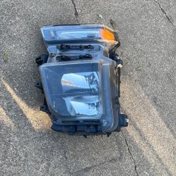 2023 Chevrolet Silverado 2500 Left Headlight 
