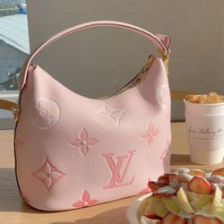 Beautiful Women Handbag 