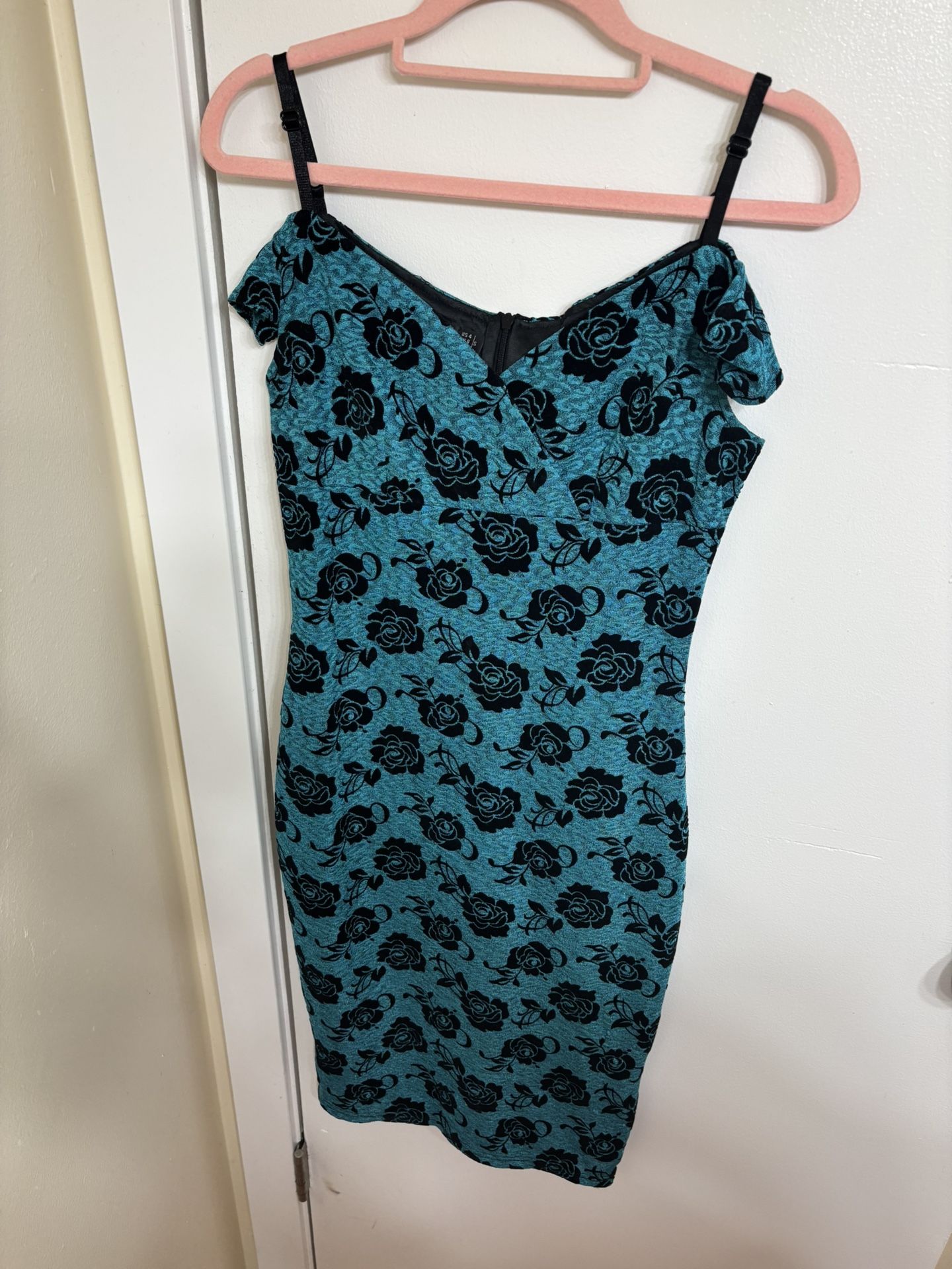 Black Velvet & Teal Floral Off The Shoulder Retro Style Wiggle Dress, Size Small