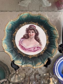 Royal Vienna Portrait Style Plate 9”