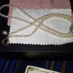 A Graded Freshwater Pearl Choker Chain 14K Clasp
